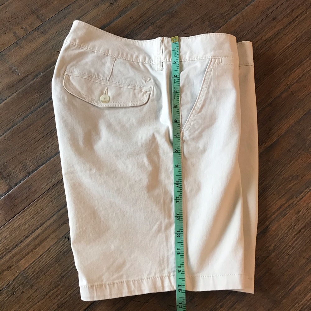 American Eagle Outfitters size 8 light tan shorts - Picture 8 of 8